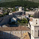 Franciscan Rooms, Old Town 3*