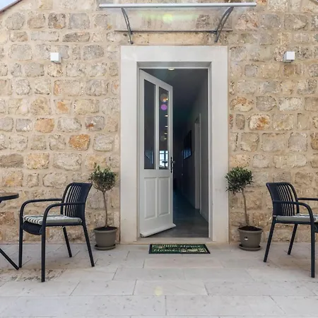 בית הארחה Franciscan Rooms, Old Town דוברובניק
