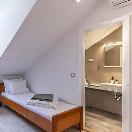 Franciscan Rooms, Old Town Πανσιόν