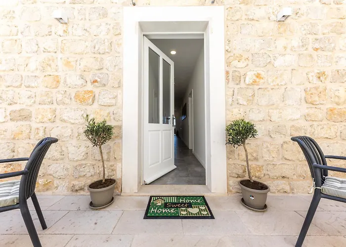 Franciscan Rooms, Old Town ゲストハウス