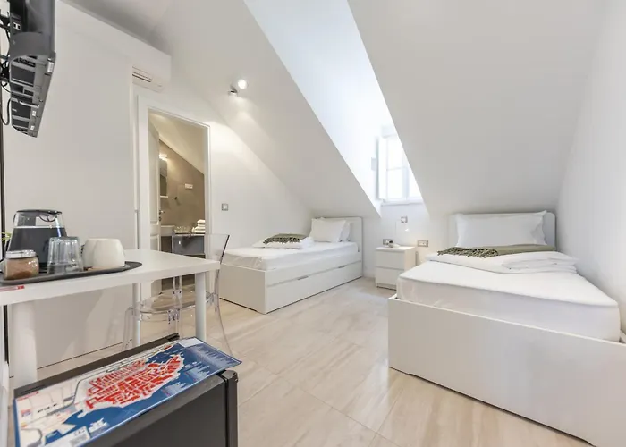 Franciscan Rooms, Old Town