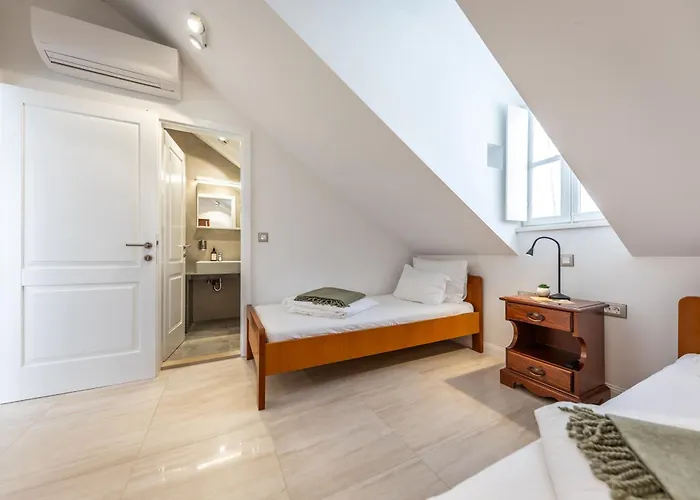 ゲストハウス Franciscan Rooms, Old Town